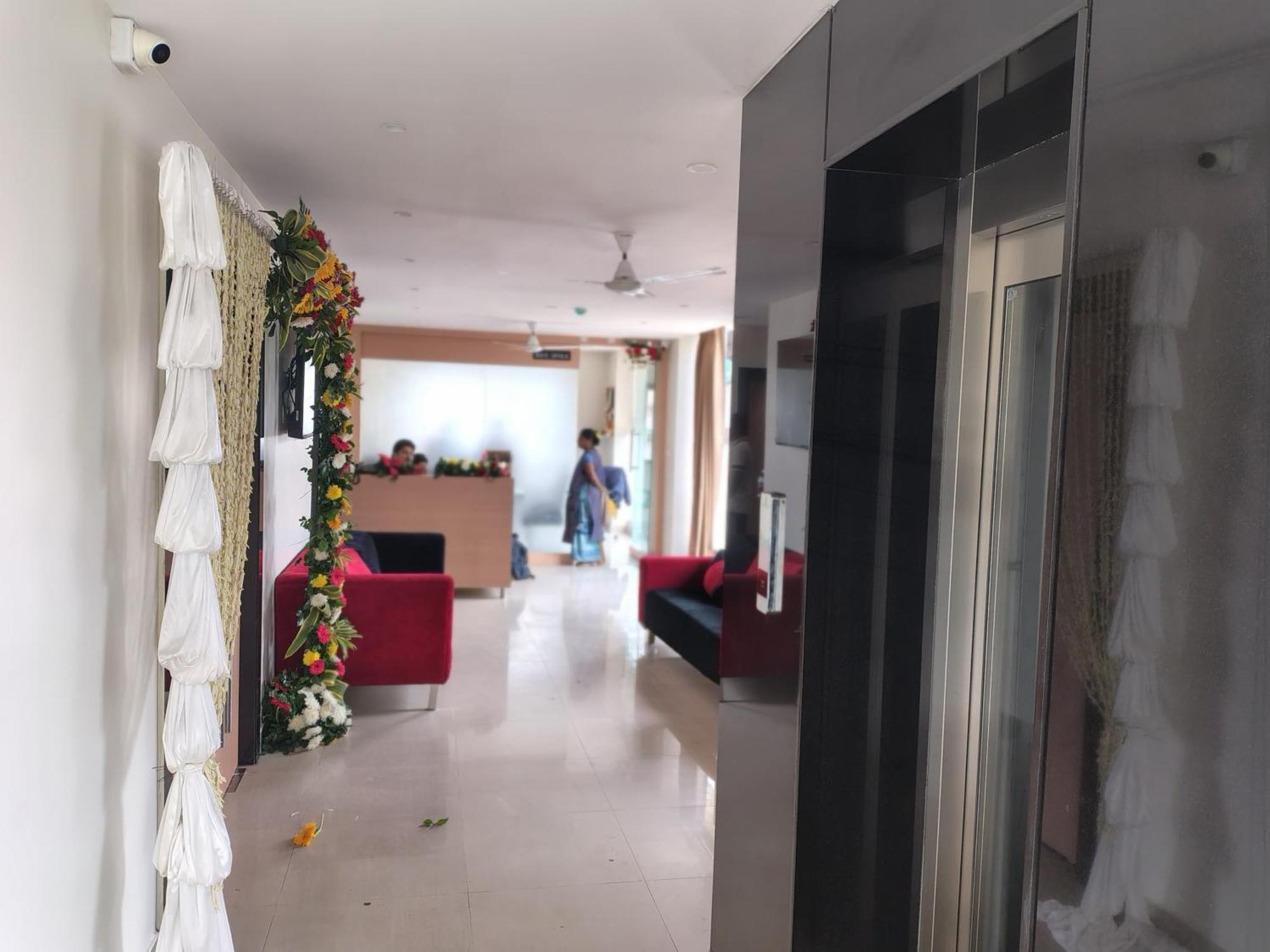 Hotel Blueearth Vizianagaram Exterior foto