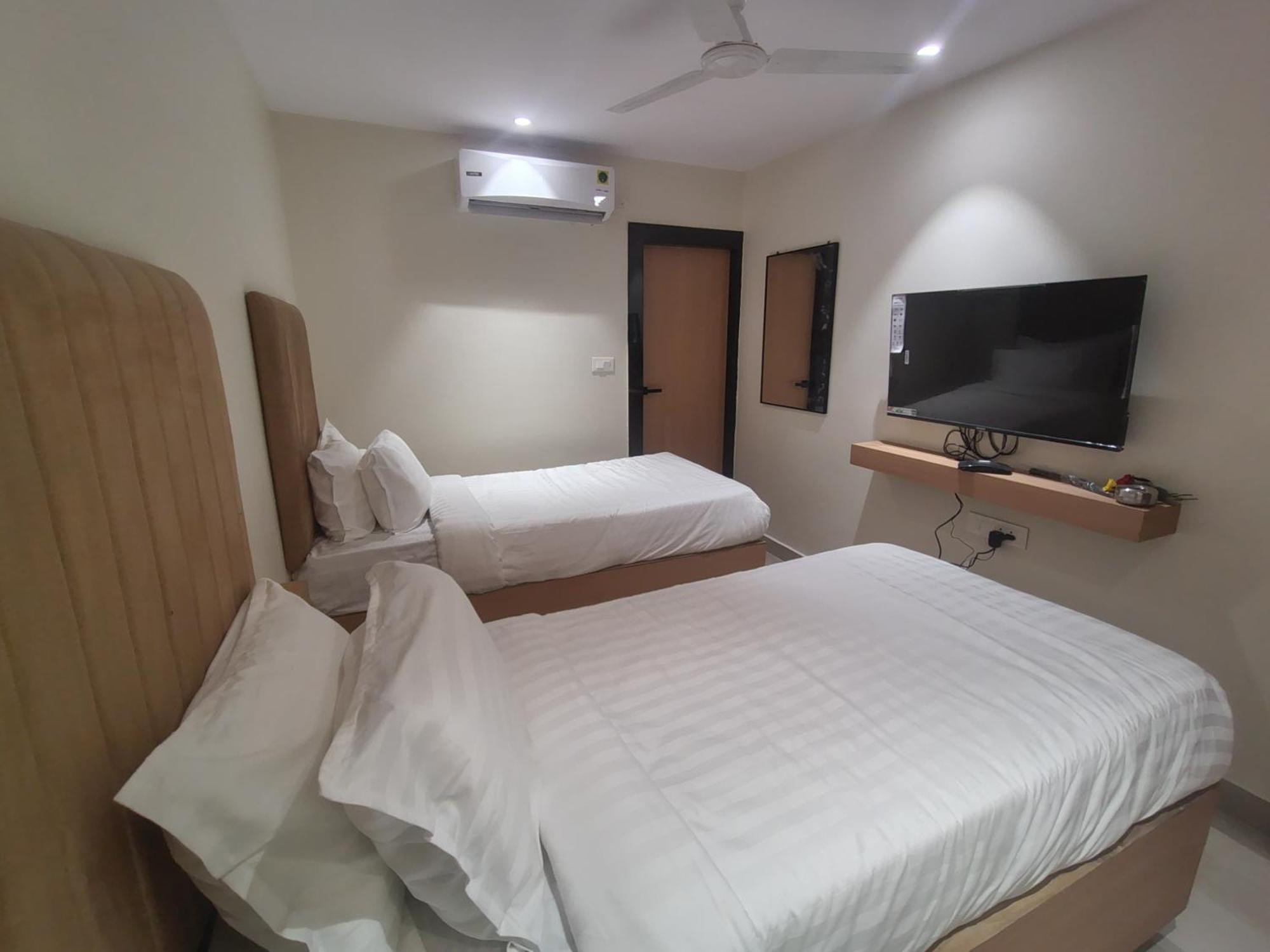 Hotel Blueearth Vizianagaram Exterior foto